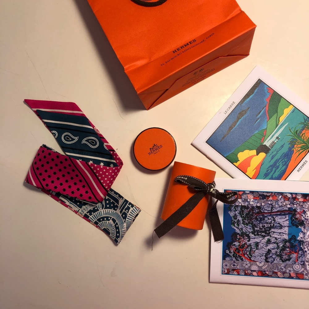 100% AUTHENTIC HERMÈS Twilly; box, bag, receipt!